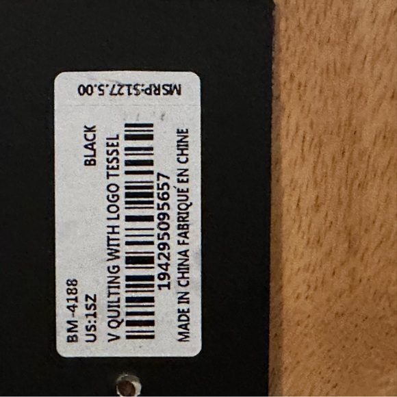 Badgley Mischka black quilting purse with logo and tassel closure final $42 firm - Picture 10 of 12